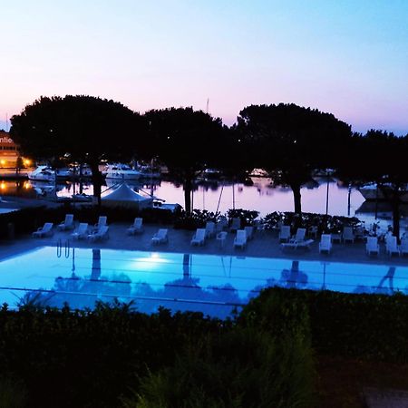 Signora Ruth - Aprilia Residence أبريليا ماريتيما المظهر الخارجي الصورة