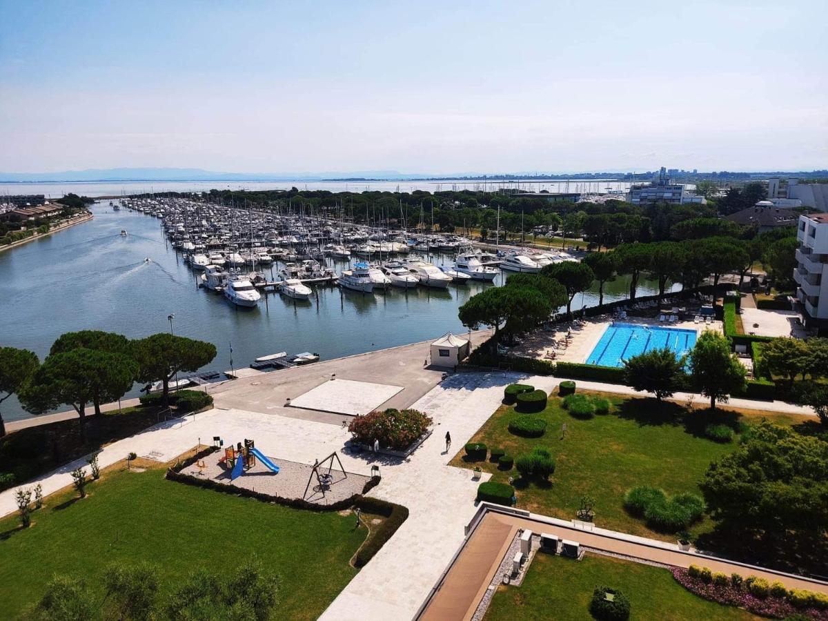 Signora Ruth - Aprilia Residence أبريليا ماريتيما المظهر الخارجي الصورة